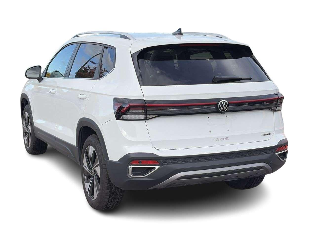 2026 Volkswagen Taos Comfortline 4MOTION Remote Starter  Alloy Wheels  Rear Parking Aid  Apple/Android CarPlay Photo