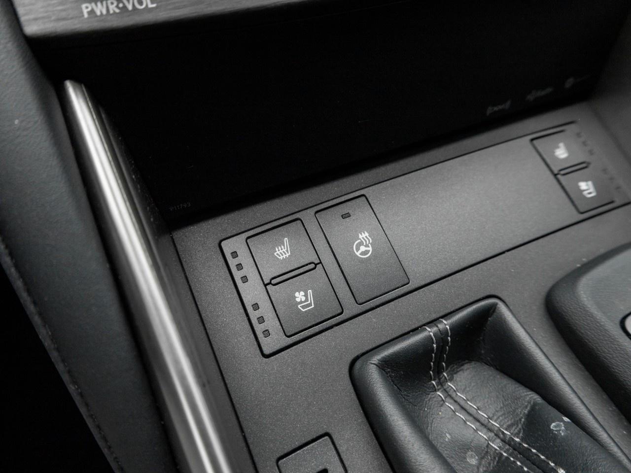 2019 Lexus IS IS 300 AWD Photo