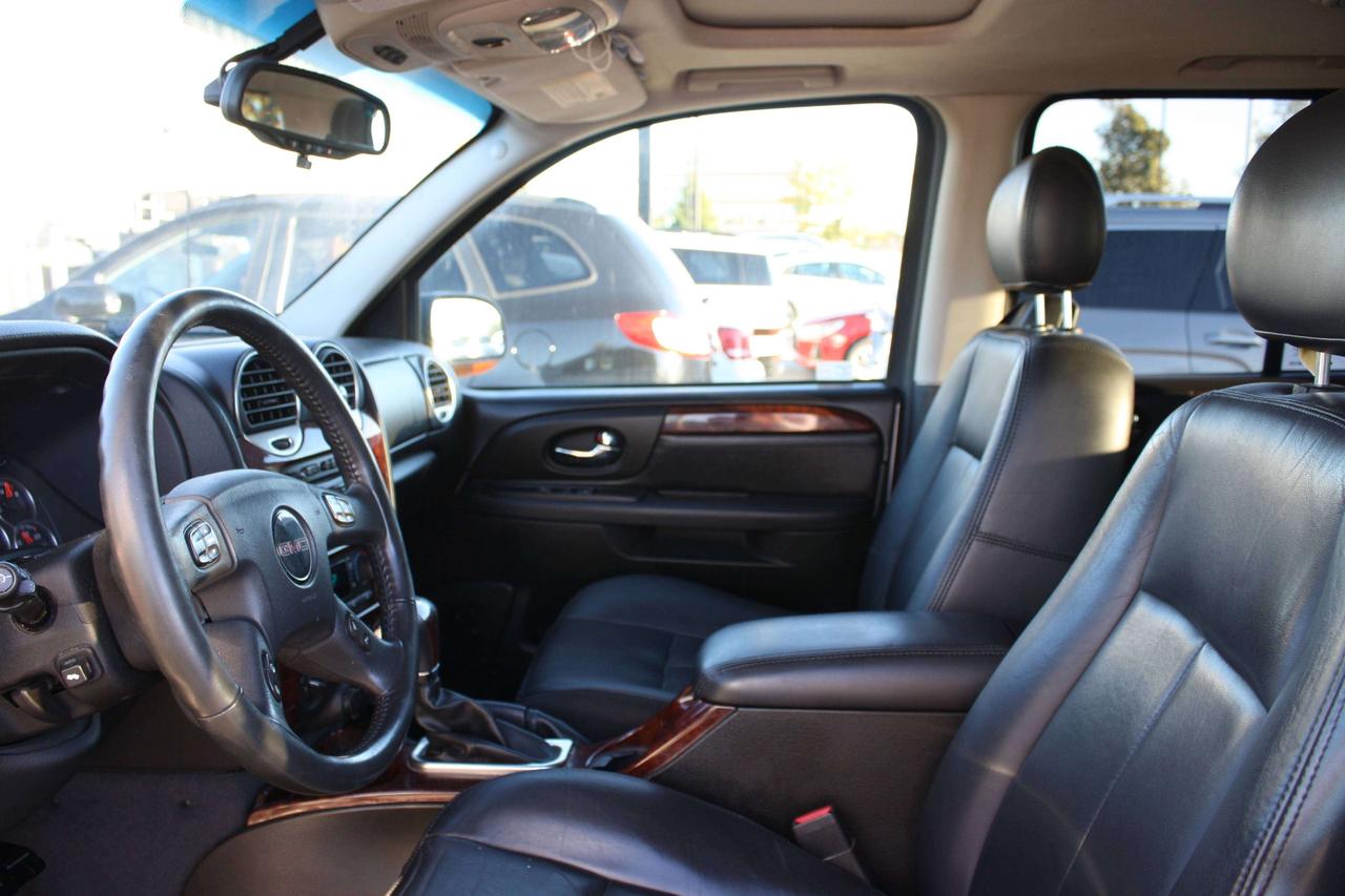 2005 GMC Envoy  Photo