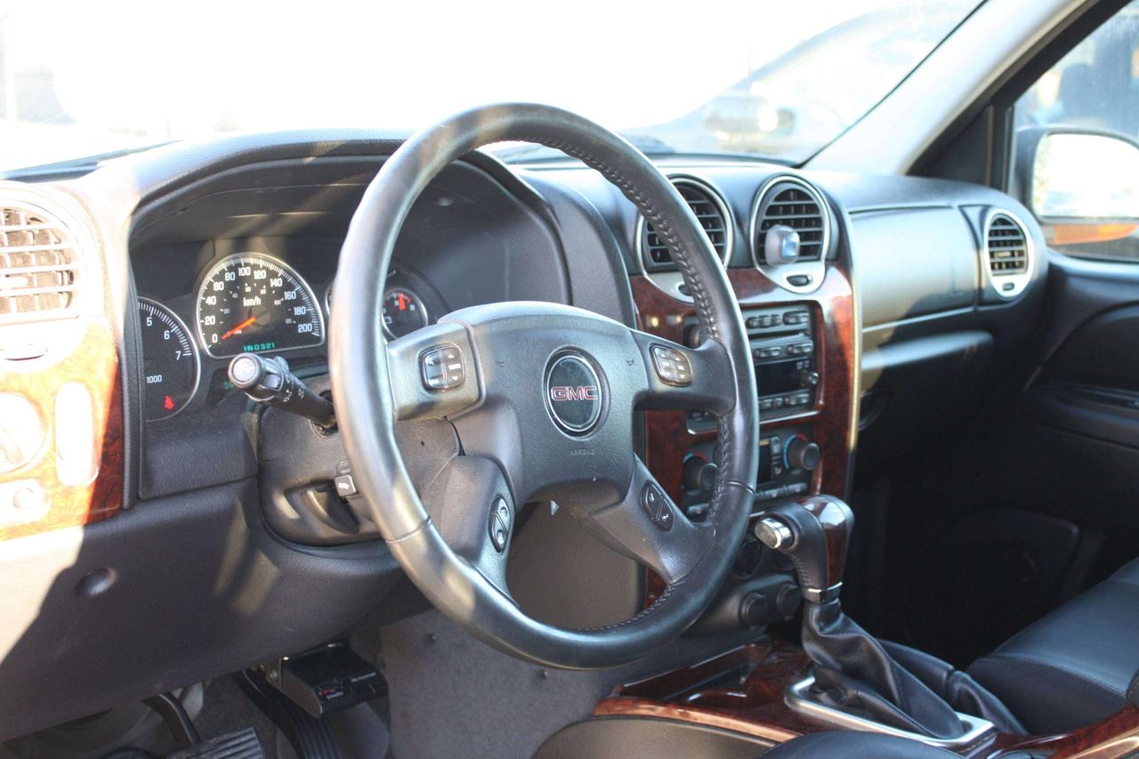 2005 GMC Envoy  Photo