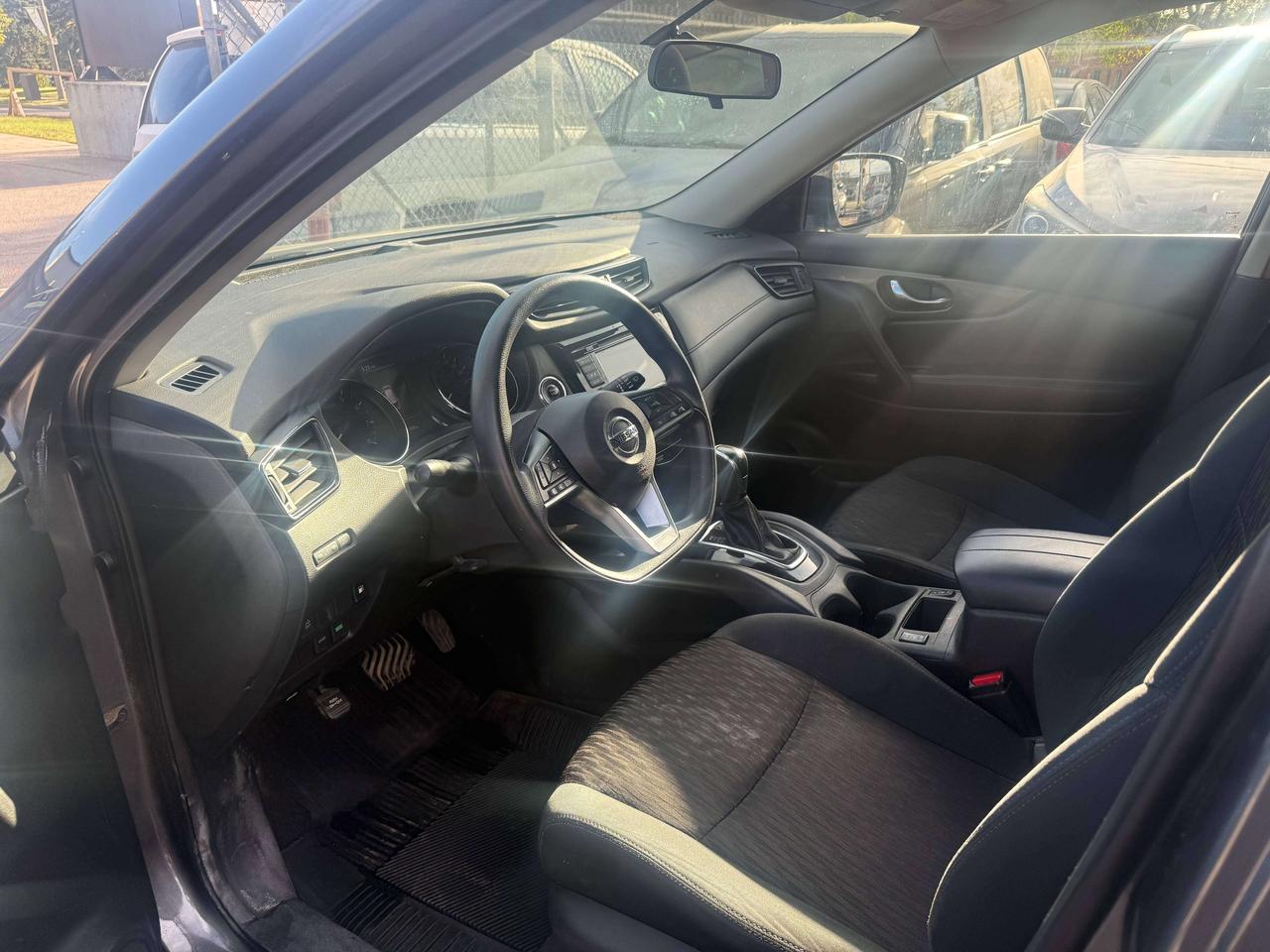2018 Nissan Rogue *** 3 YEAR WARRANTY INCLUDED *** Photo