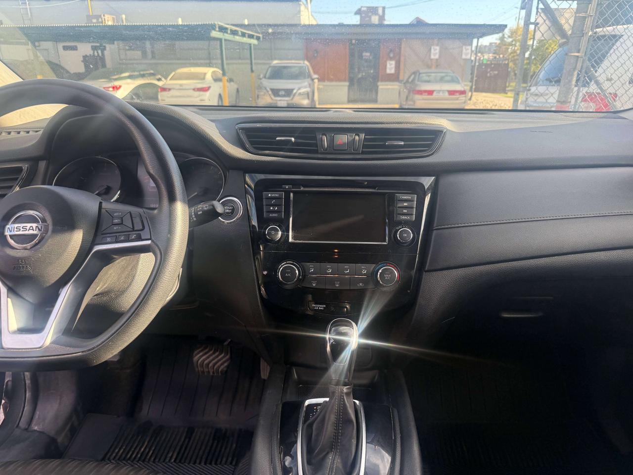 2018 Nissan Rogue *** 3 YEAR WARRANTY INCLUDED *** Photo