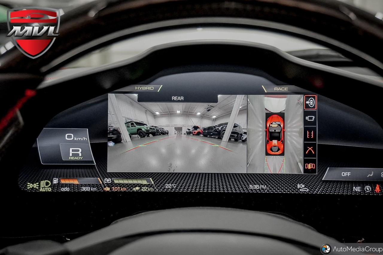 2024 Ferrari SF90 Spider Base 2dr Convertible Photo