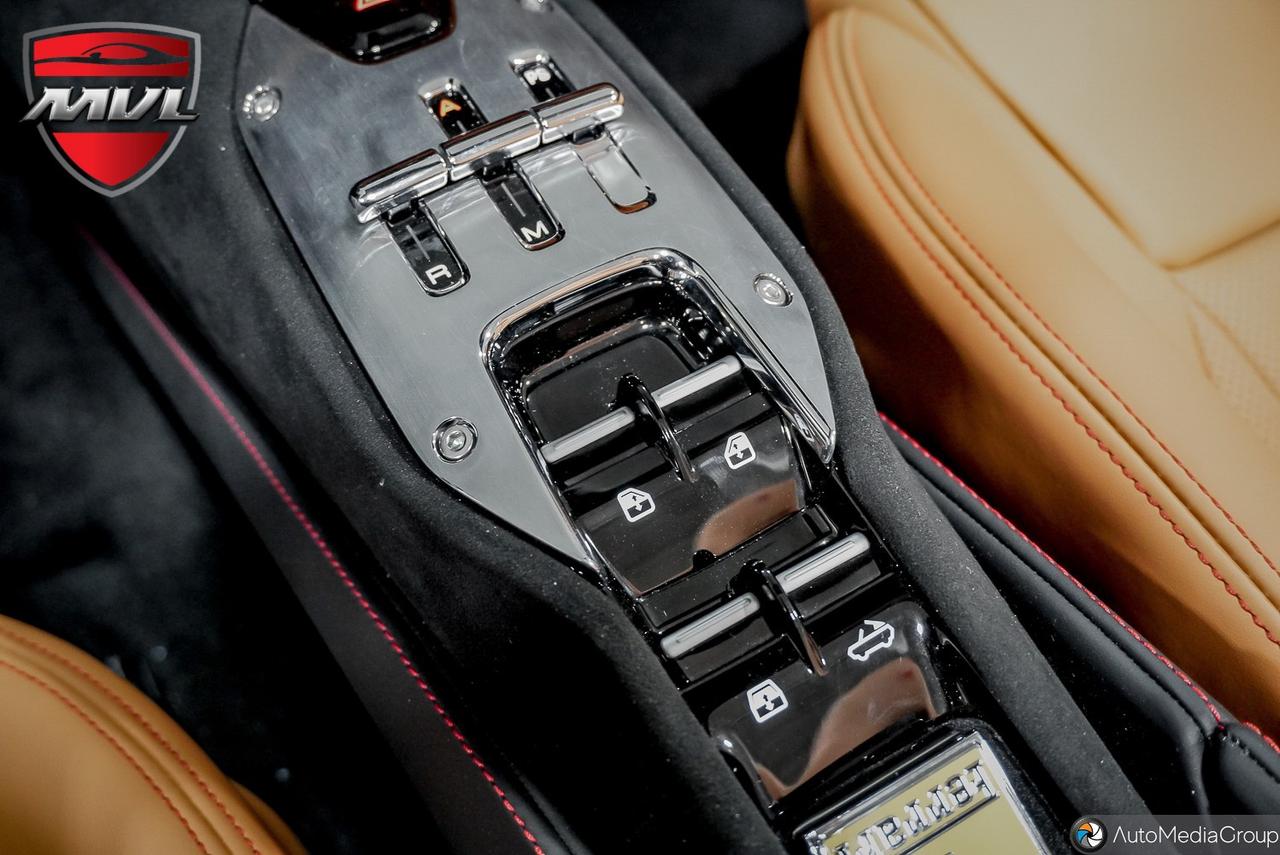 2024 Ferrari SF90 Spider Base 2dr Convertible Photo