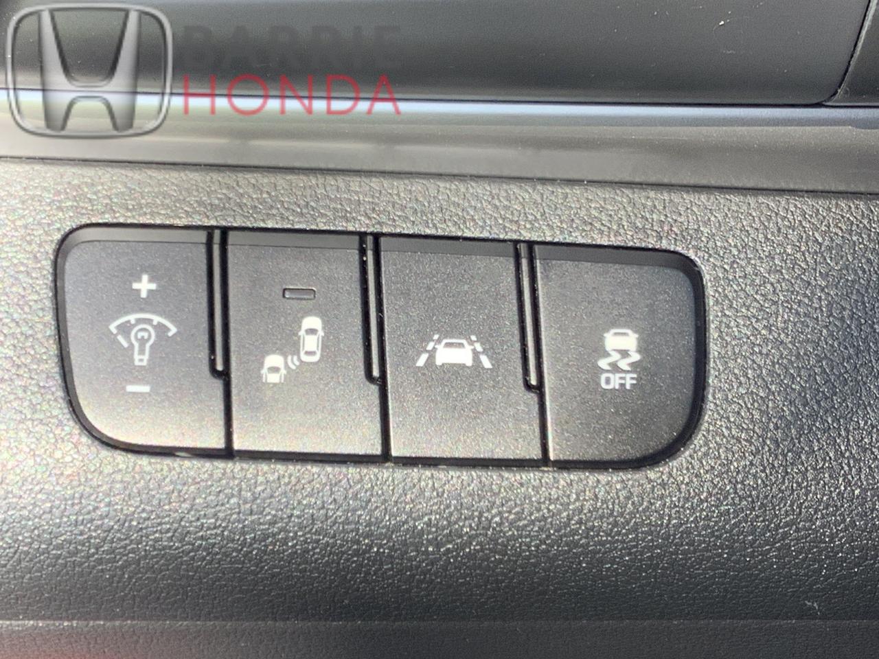 2020 Hyundai Elantra Preferred w/Sun & Safety Package 4dr Sedan Photo