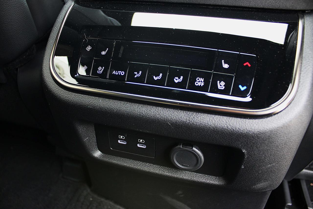 2026 Infiniti QX80 SPORT, AWD FULLY LOADED, CAPTAIN CHAIRS Photo