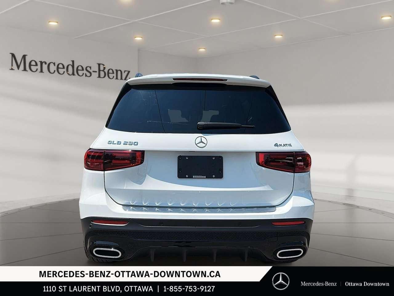 2026 Mercedes-Benz GLB 4MATIC SUV Photo