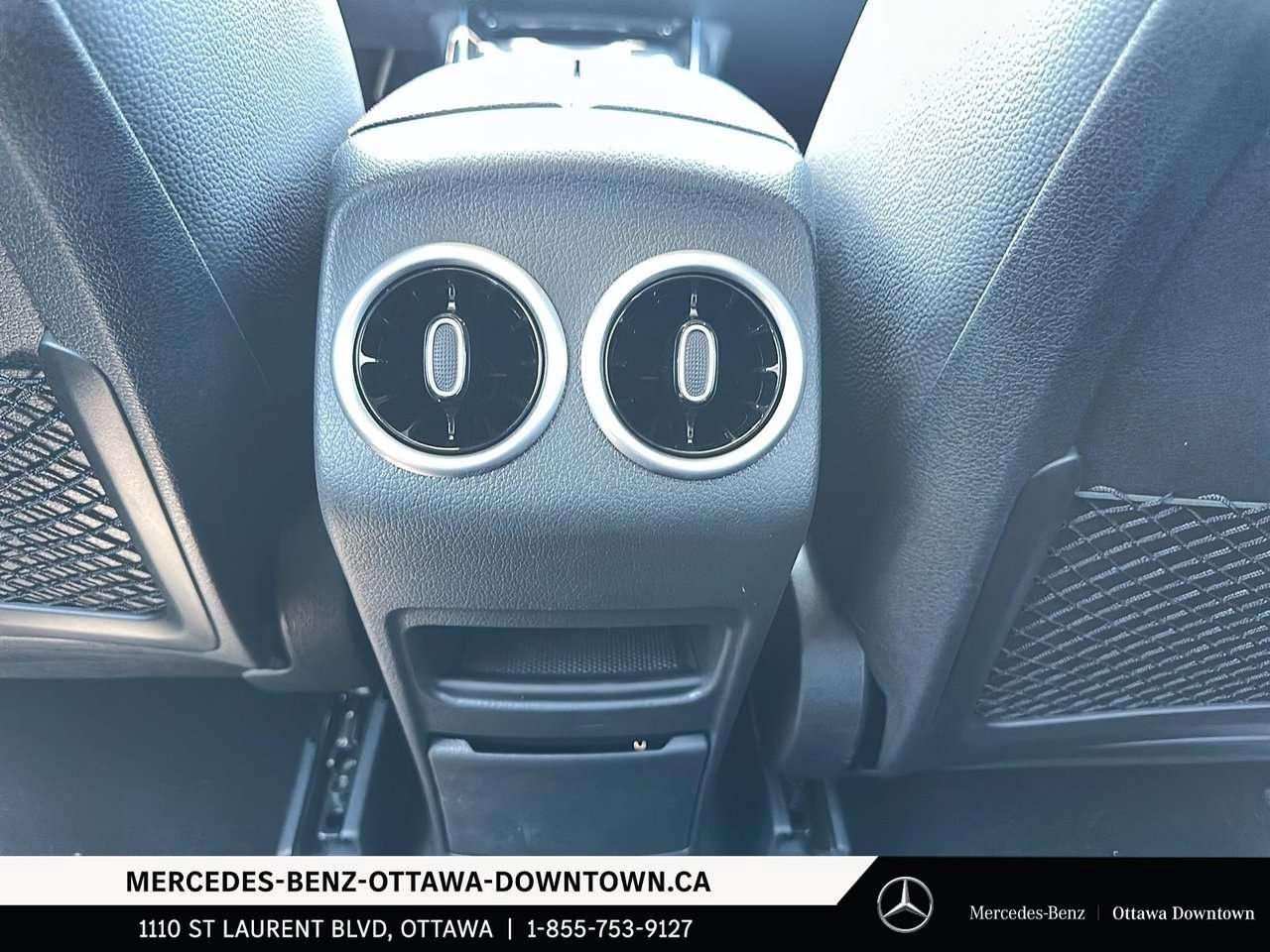 2026 Mercedes-Benz GLB 4MATIC SUV Photo