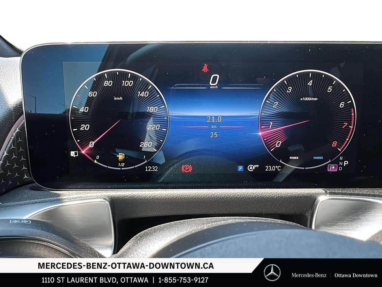 2026 Mercedes-Benz GLB 4MATIC SUV Photo