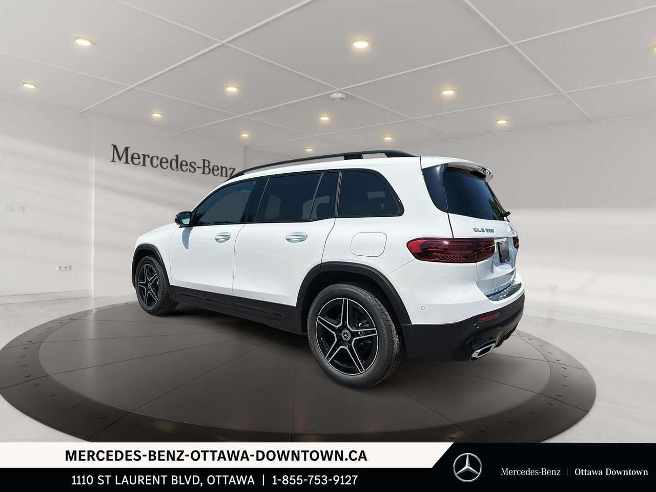 2026 Mercedes-Benz GLB 4MATIC SUV Photo