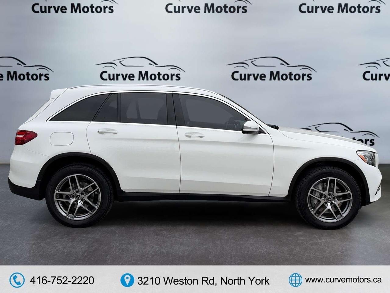 2019 Mercedes-Benz GLC GLC 300 4MATIC AMG PKG * DRIVER ASSIST / PANORAMIC ROOF / LED LIGHTS Photo