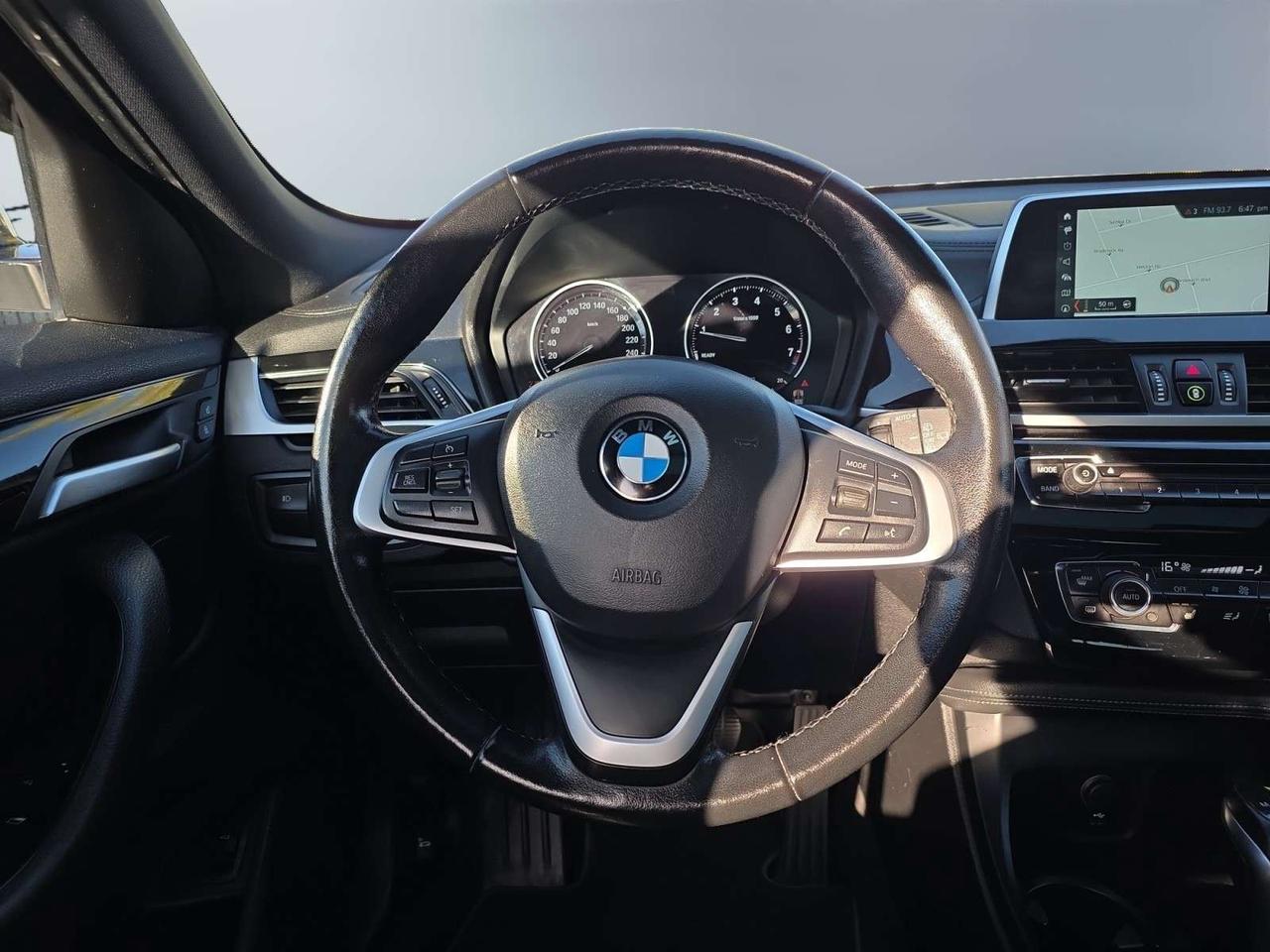 2019 BMW X2 xDrive28i * NO ACCIDENTS / NAVI / CAMERA / ROOF / AMBIENT LIGHTING Photo