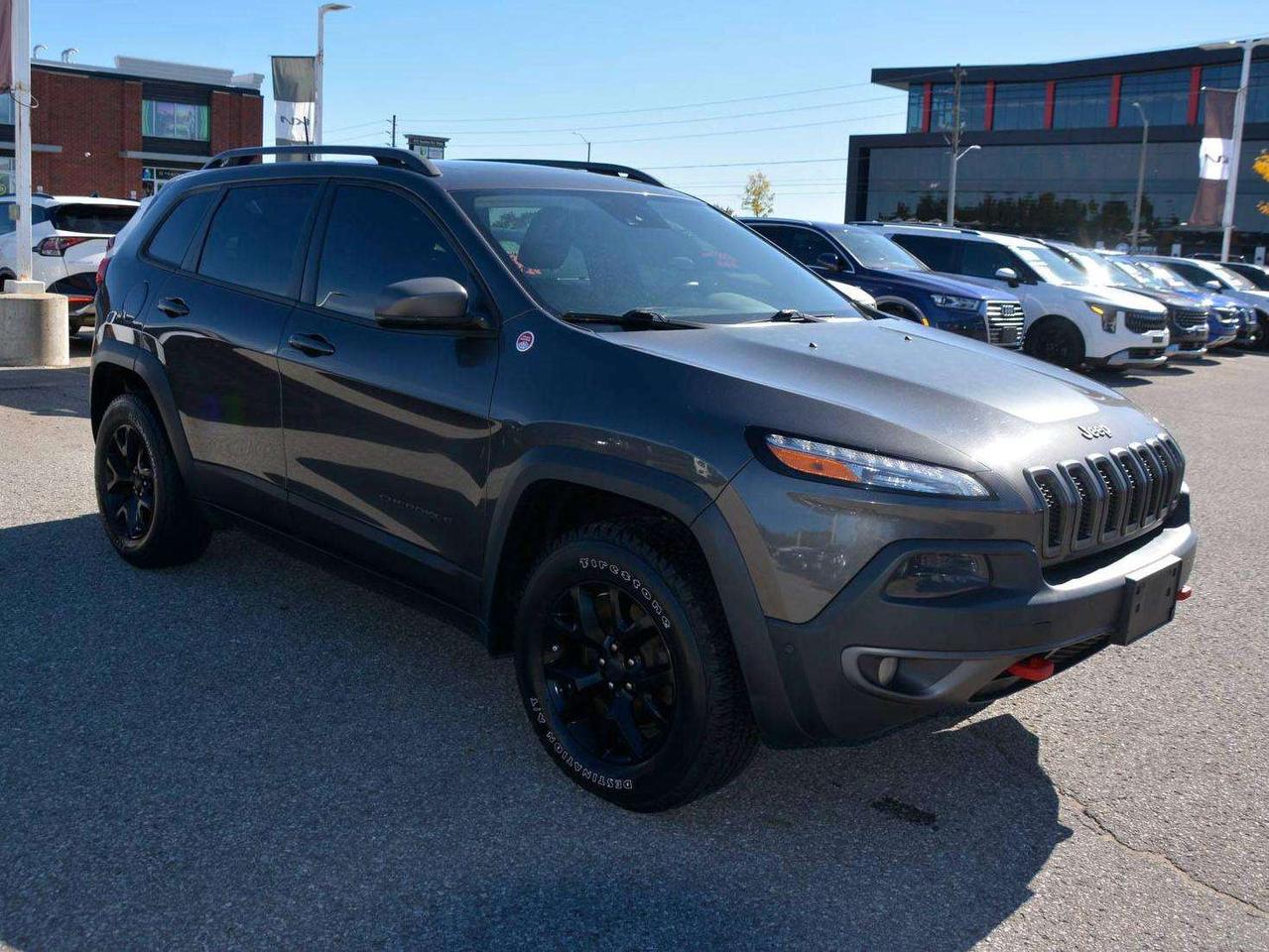 2017 Jeep Cherokee Trailhawk Photo