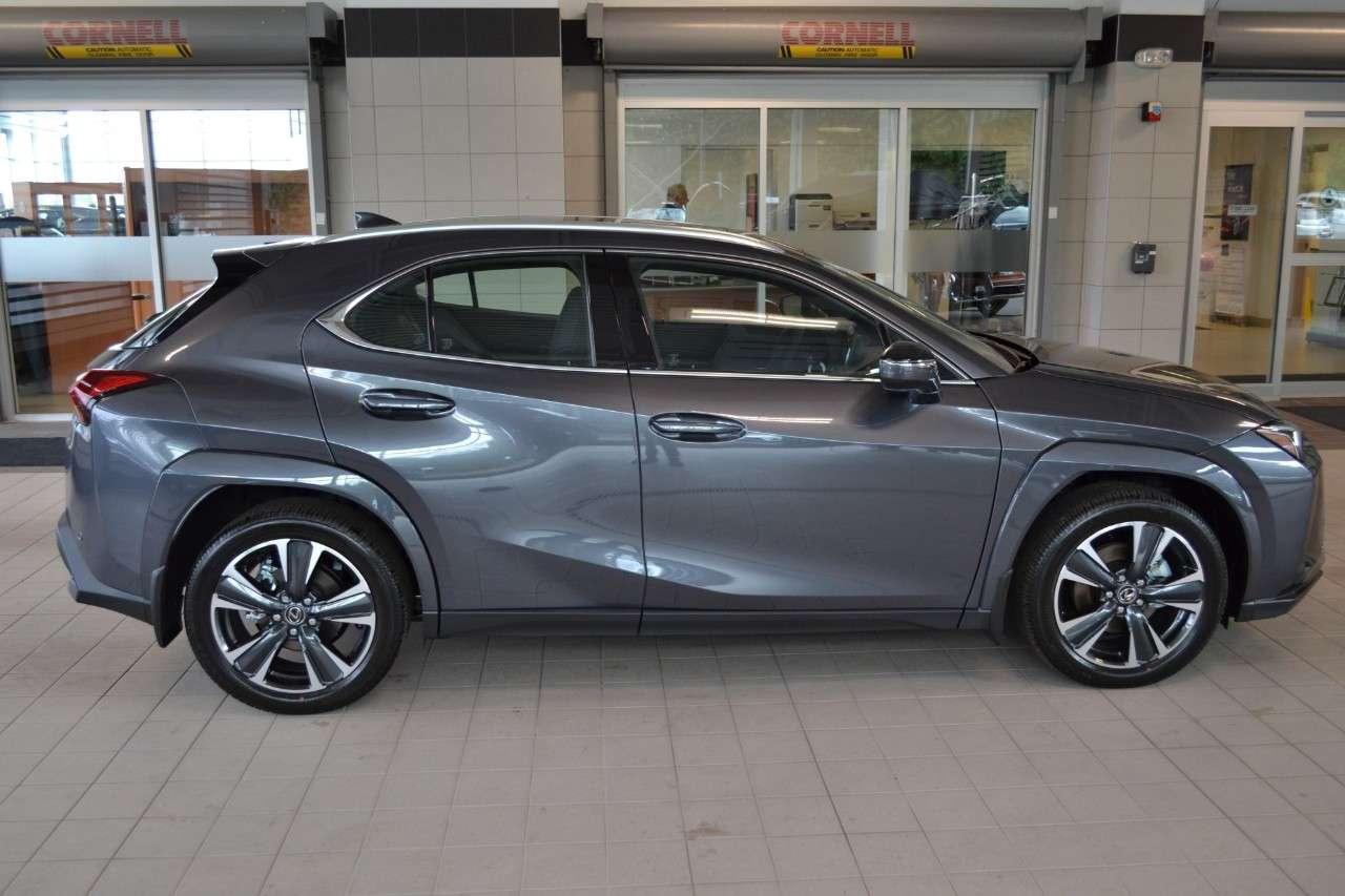 2026 Lexus UX AWD Photo
