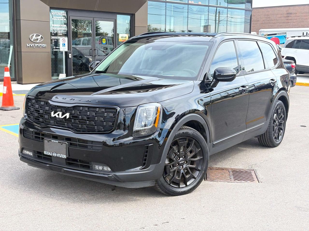 2022 Kia Telluride NIGHTSKY AWD   CLEAN CARFAX Photo