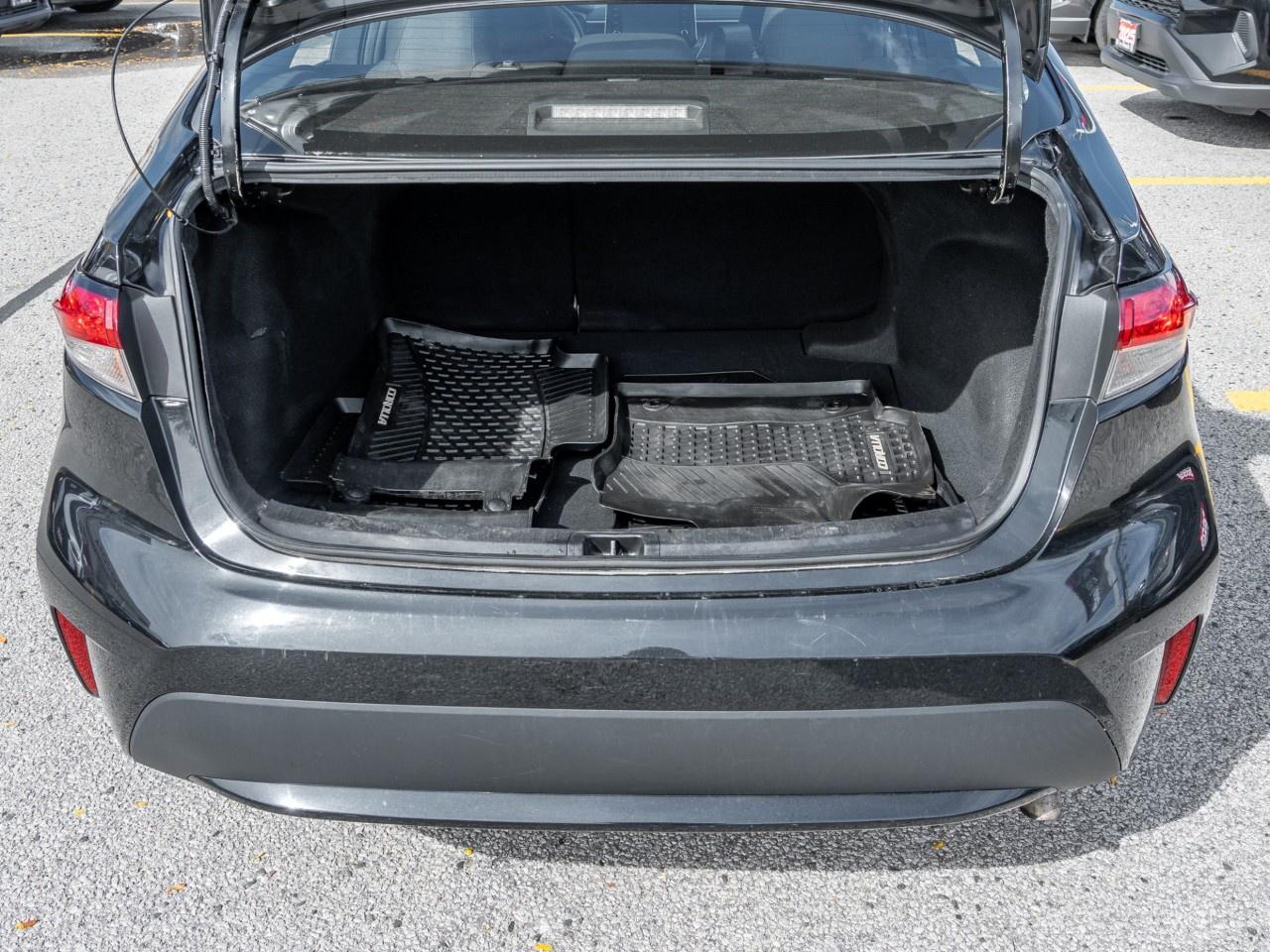2021 Toyota Corolla LE CVT Photo