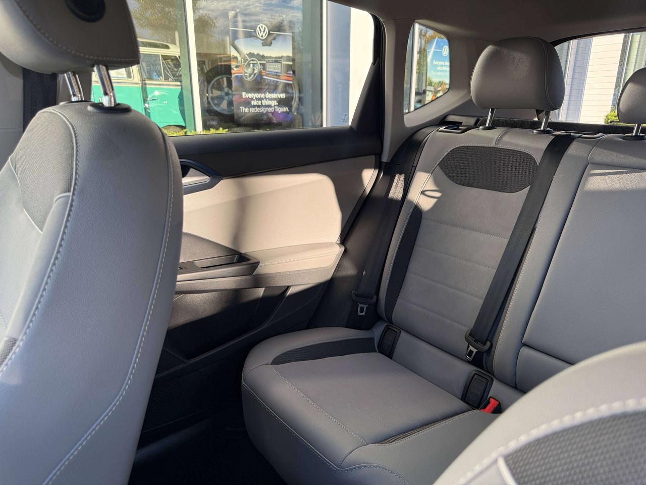 2024 Volkswagen Taos Comfortline Photo