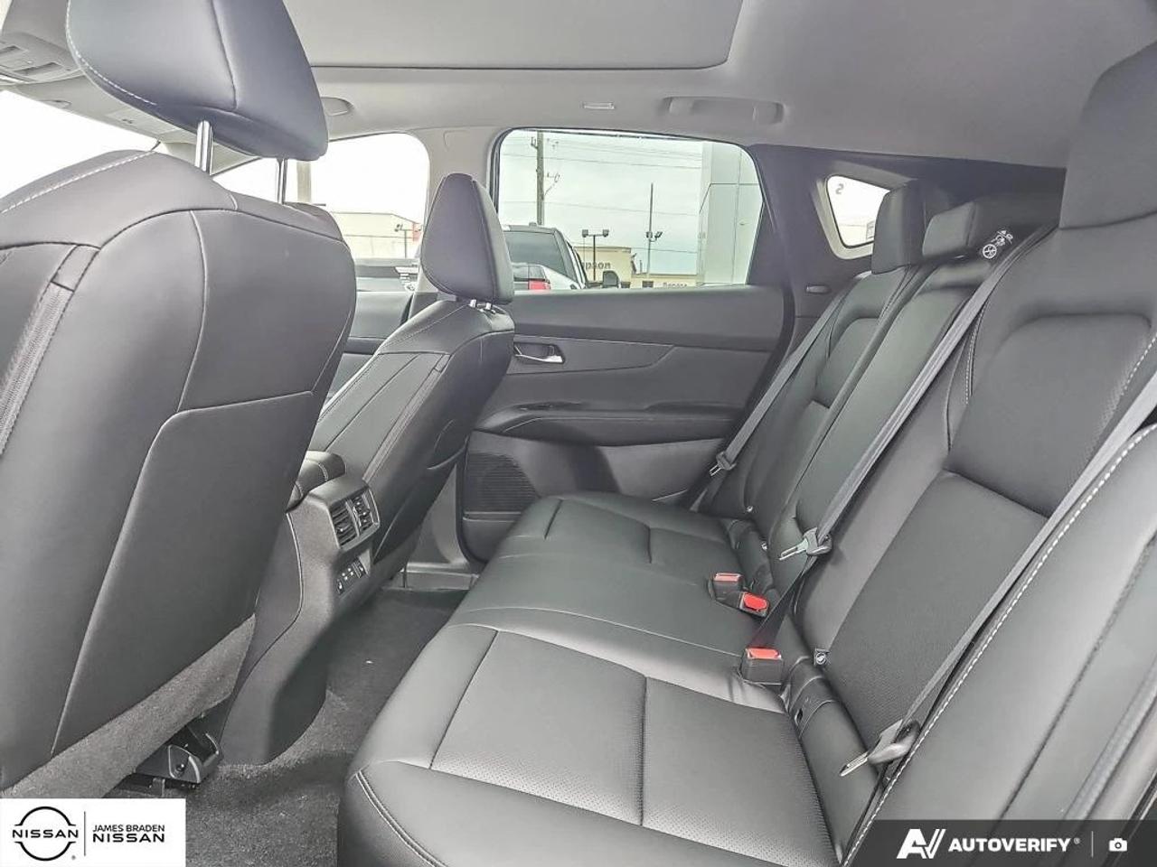 2027 Nissan Murano Dark Armor AWD Photo