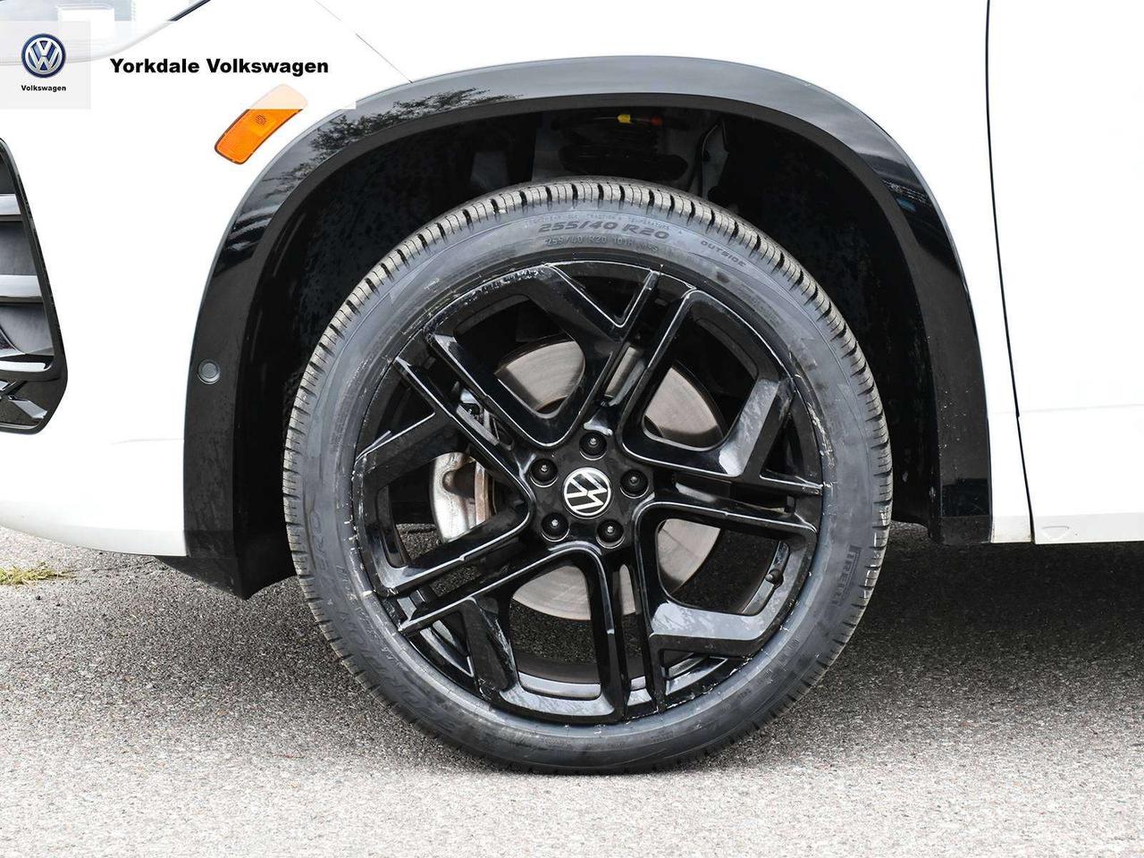 2026 Volkswagen Tiguan Comfortline R-Line Black Photo