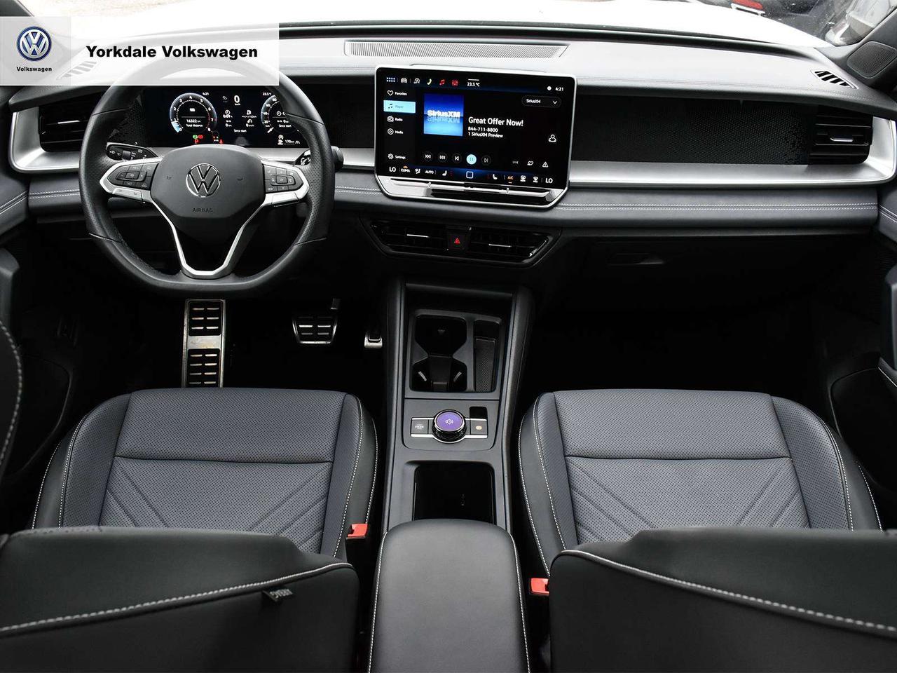 2026 Volkswagen Tiguan Comfortline R-Line Black Photo
