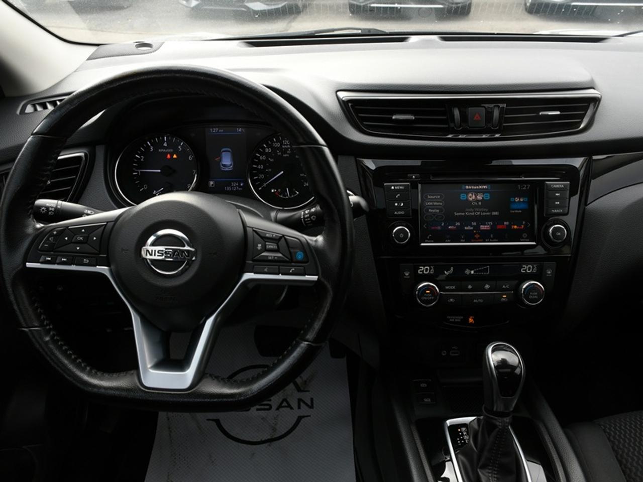 2022 Nissan Qashqai SV   Roof   Adaptive Cruise   CarPlay   Android Auto   Alloys Photo
