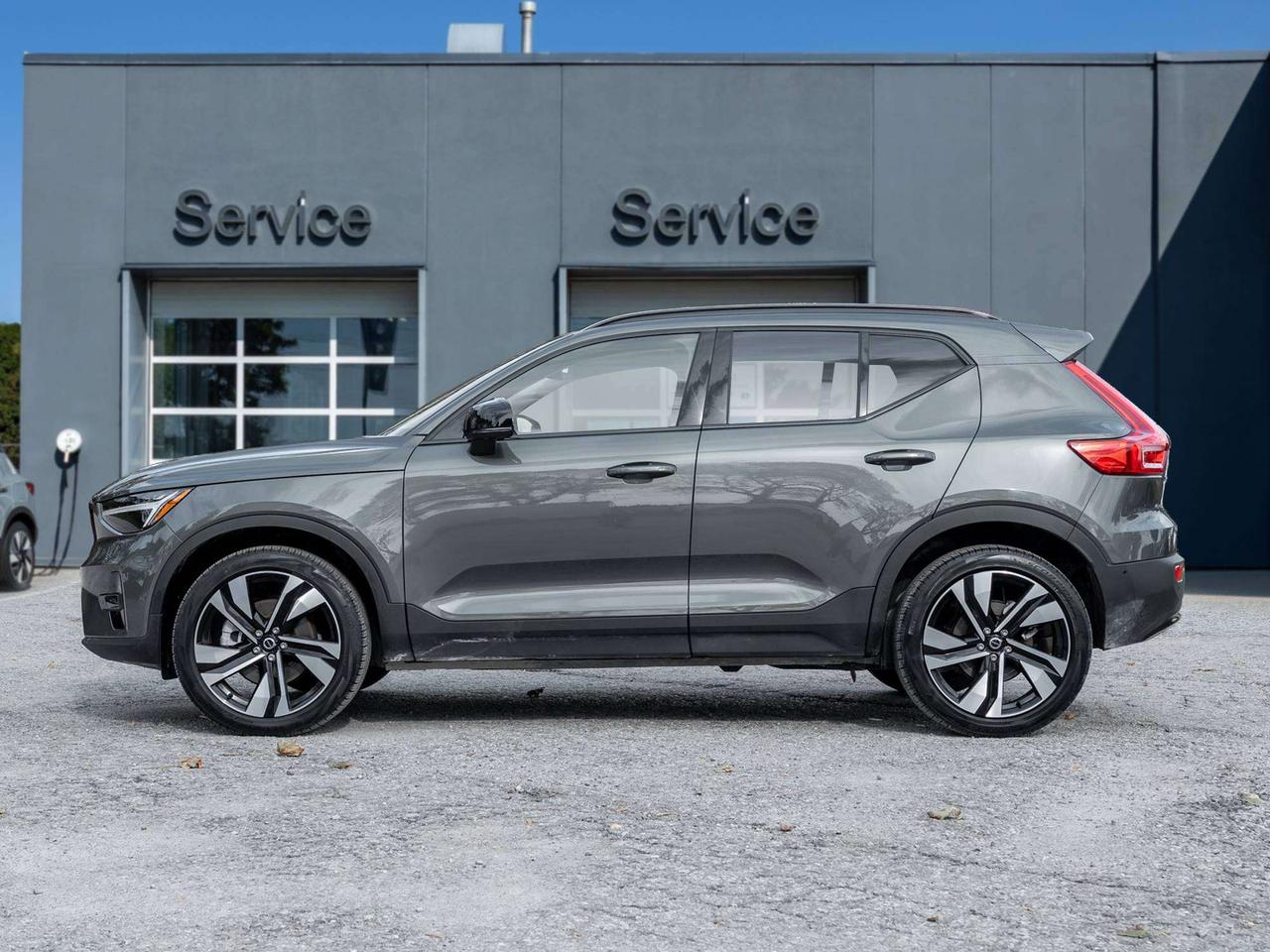 2026 Volvo XC40 PLUS^20"Alloy Wheels^Volvo CPO Rate fr 2.99%* Photo