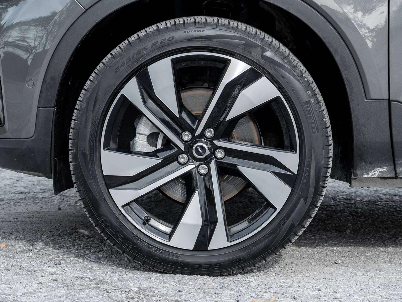 2026 Volvo XC40 PLUS^20"Alloy Wheels^Volvo CPO Rate fr 2.99%* Photo