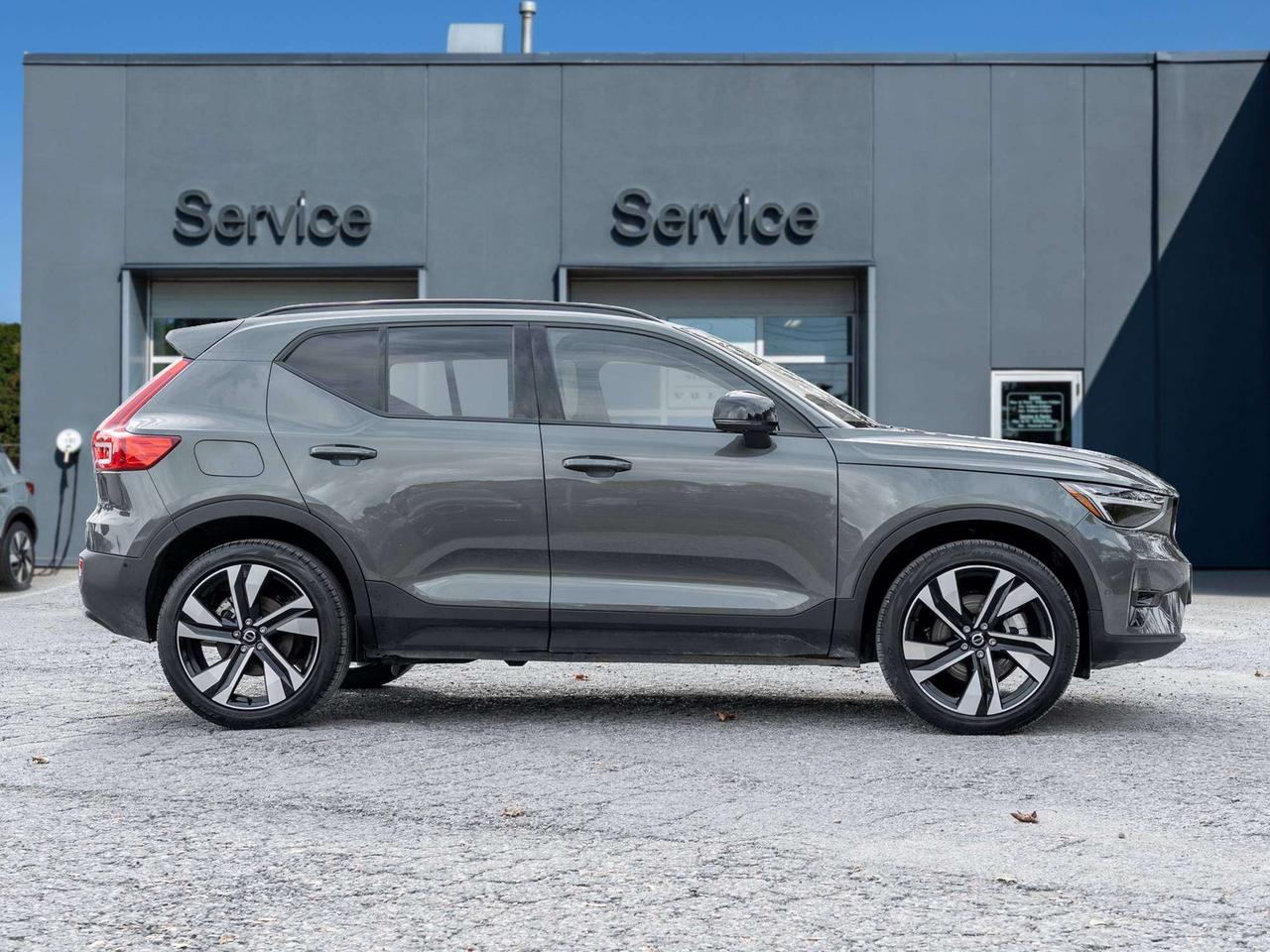 2026 Volvo XC40 PLUS^20"Alloy Wheels^Volvo CPO Rate fr 2.99%* Photo
