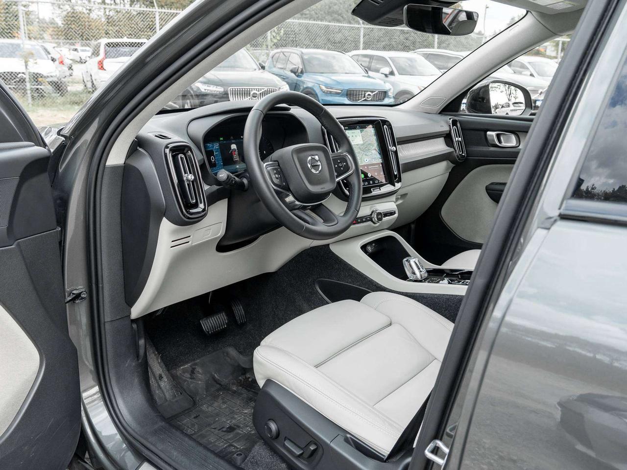 2026 Volvo XC40 PLUS^20"Alloy Wheels^Volvo CPO Rate fr 2.99%* Photo