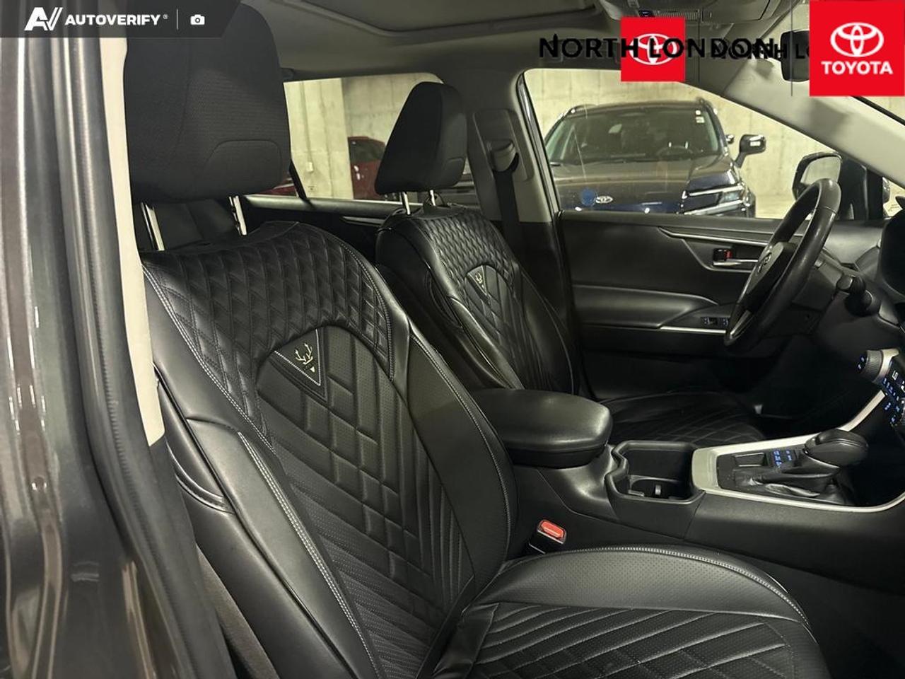 2022 Toyota RAV4 XLE 4dr All-wheel Drive Photo
