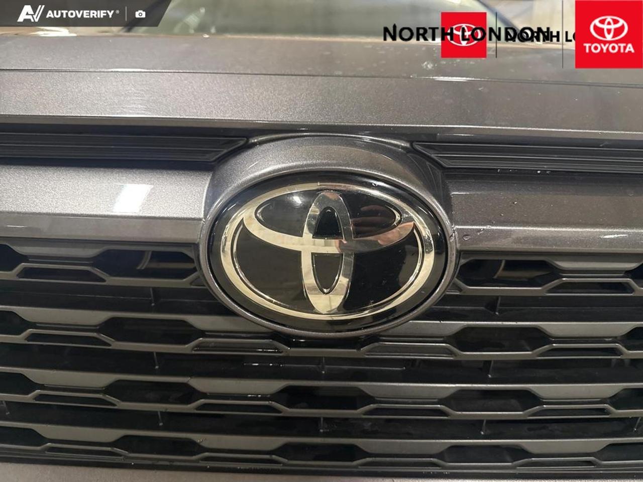 2022 Toyota RAV4 XLE 4dr All-wheel Drive Photo