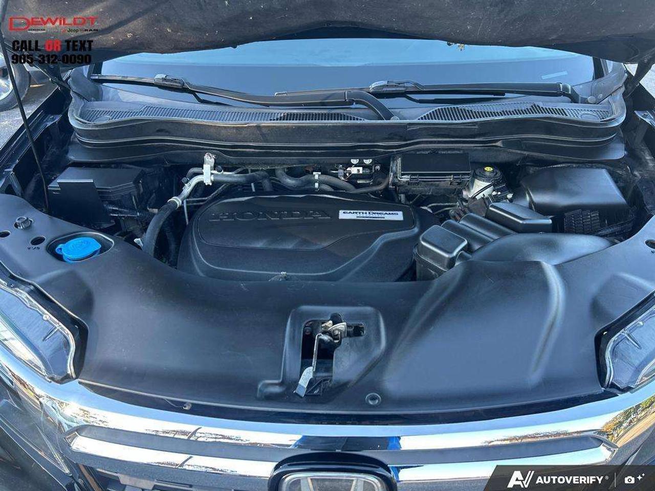 2019 Honda Ridgeline SPORT   POWER SUNROOF   HEATED SEATS Photo