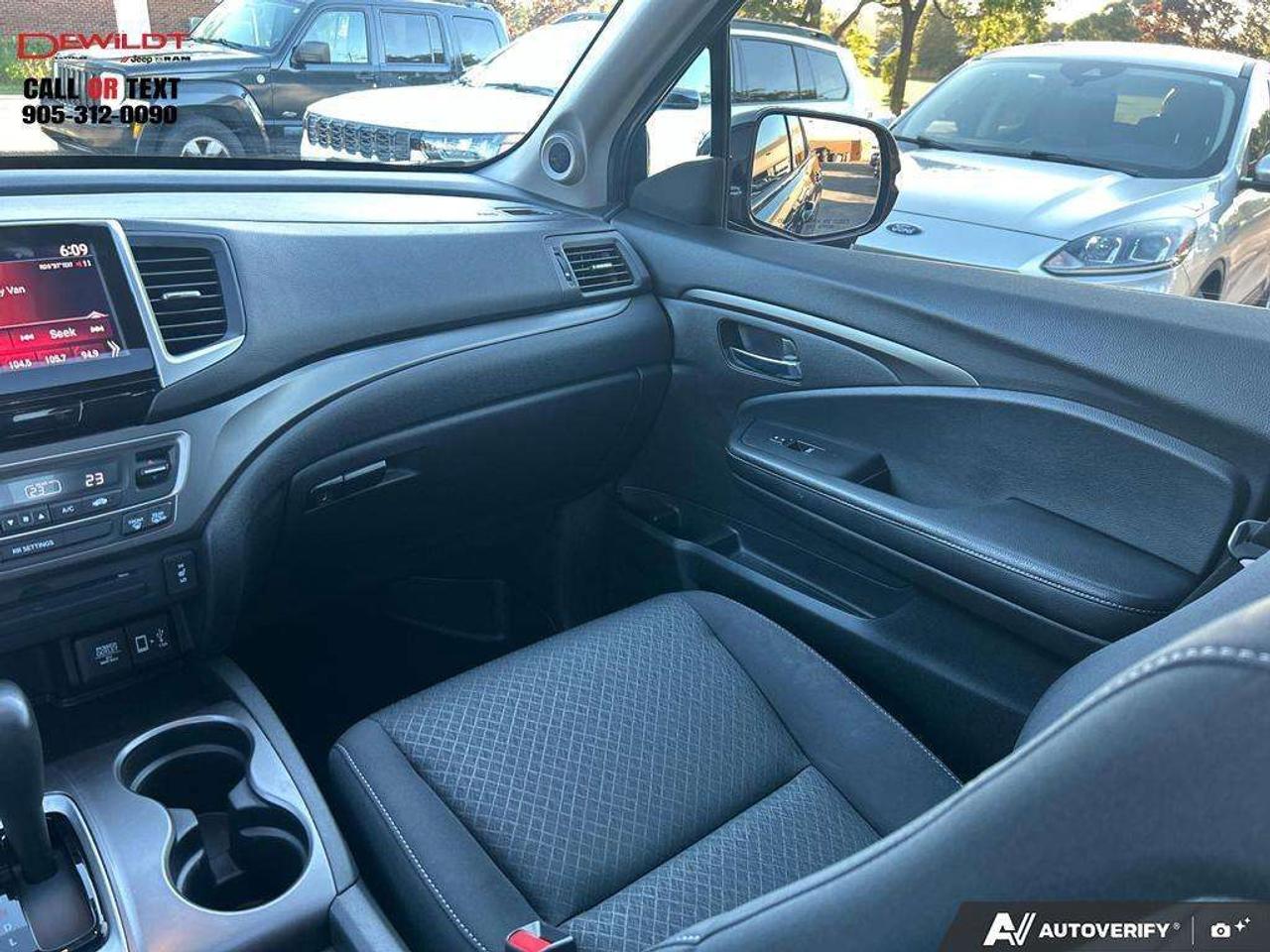 2019 Honda Ridgeline SPORT   POWER SUNROOF   HEATED SEATS Photo