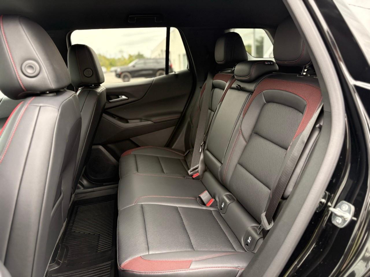 2027 Chevrolet Equinox AWD RS Photo