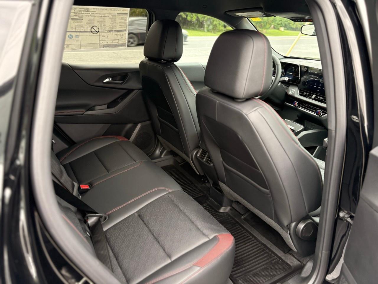 2027 Chevrolet Equinox AWD RS Photo
