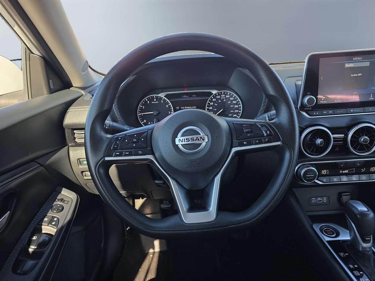 2023 Nissan Sentra SV with SUNROOF * 1 OWNER / DRIVER ASSIST / CARPLAY / CAMERA / PARK Photo