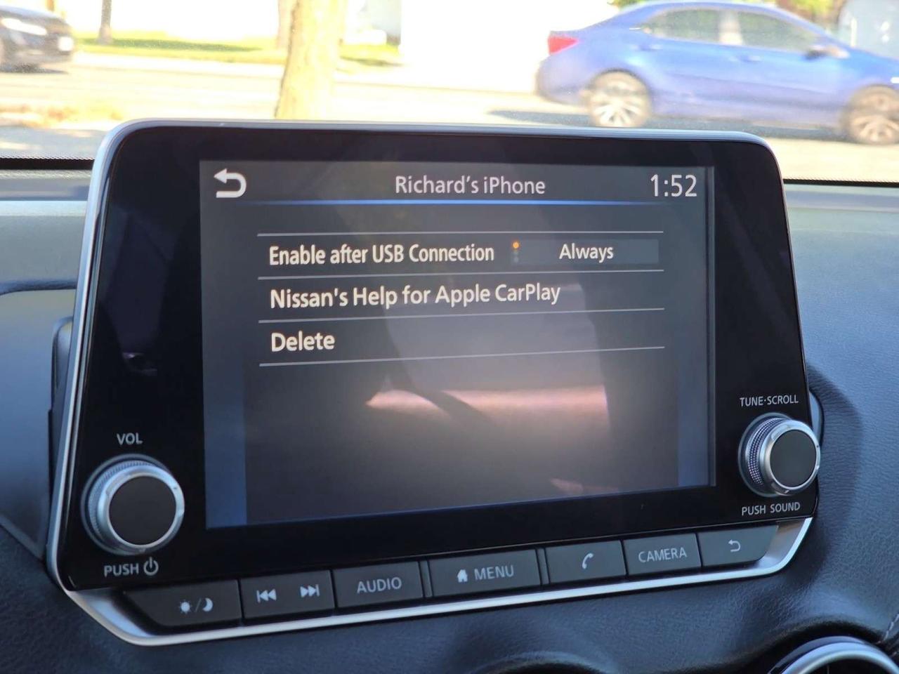 2023 Nissan Sentra SV with SUNROOF * 1 OWNER / DRIVER ASSIST / CARPLAY / CAMERA / PARK Photo