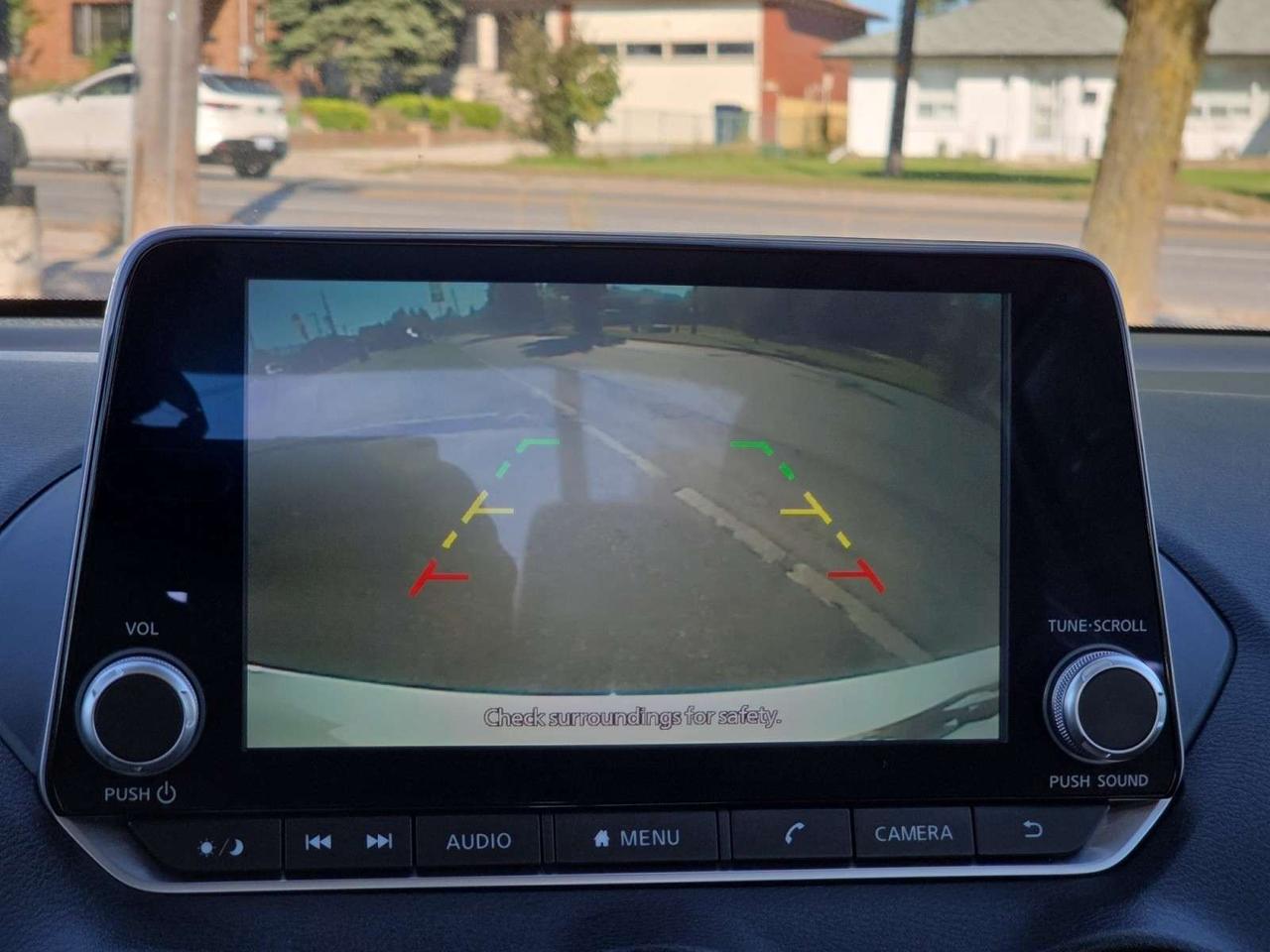 2023 Nissan Sentra SV with SUNROOF * 1 OWNER / DRIVER ASSIST / CARPLAY / CAMERA / PARK Photo