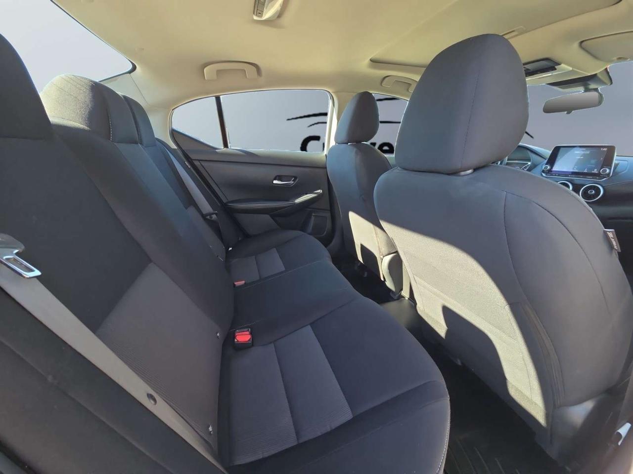 2023 Nissan Sentra SV with SUNROOF * 1 OWNER / DRIVER ASSIST / CARPLAY / CAMERA / PARK Photo