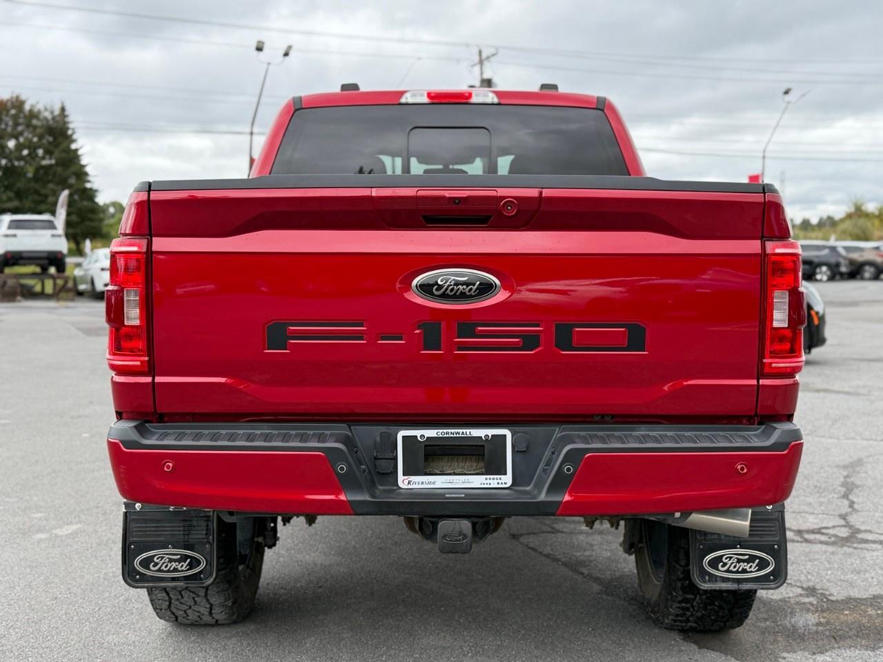 2022 Ford F-150 XLT 4WD SuperCrew 5.5' Box Photo