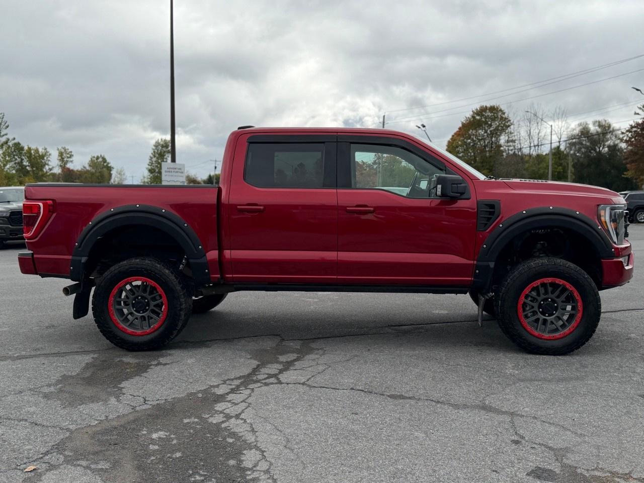 2022 Ford F-150 XLT 4WD SuperCrew 5.5' Box Photo