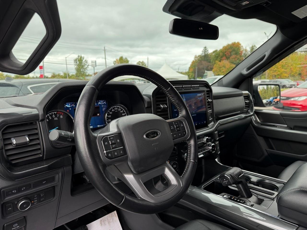 2022 Ford F-150 XLT 4WD SuperCrew 5.5' Box Photo