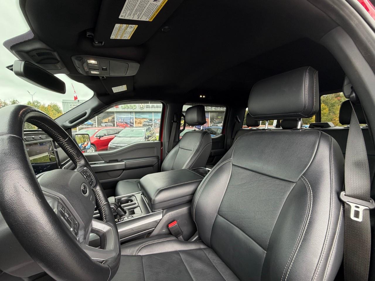 2022 Ford F-150 XLT 4WD SuperCrew 5.5' Box Photo