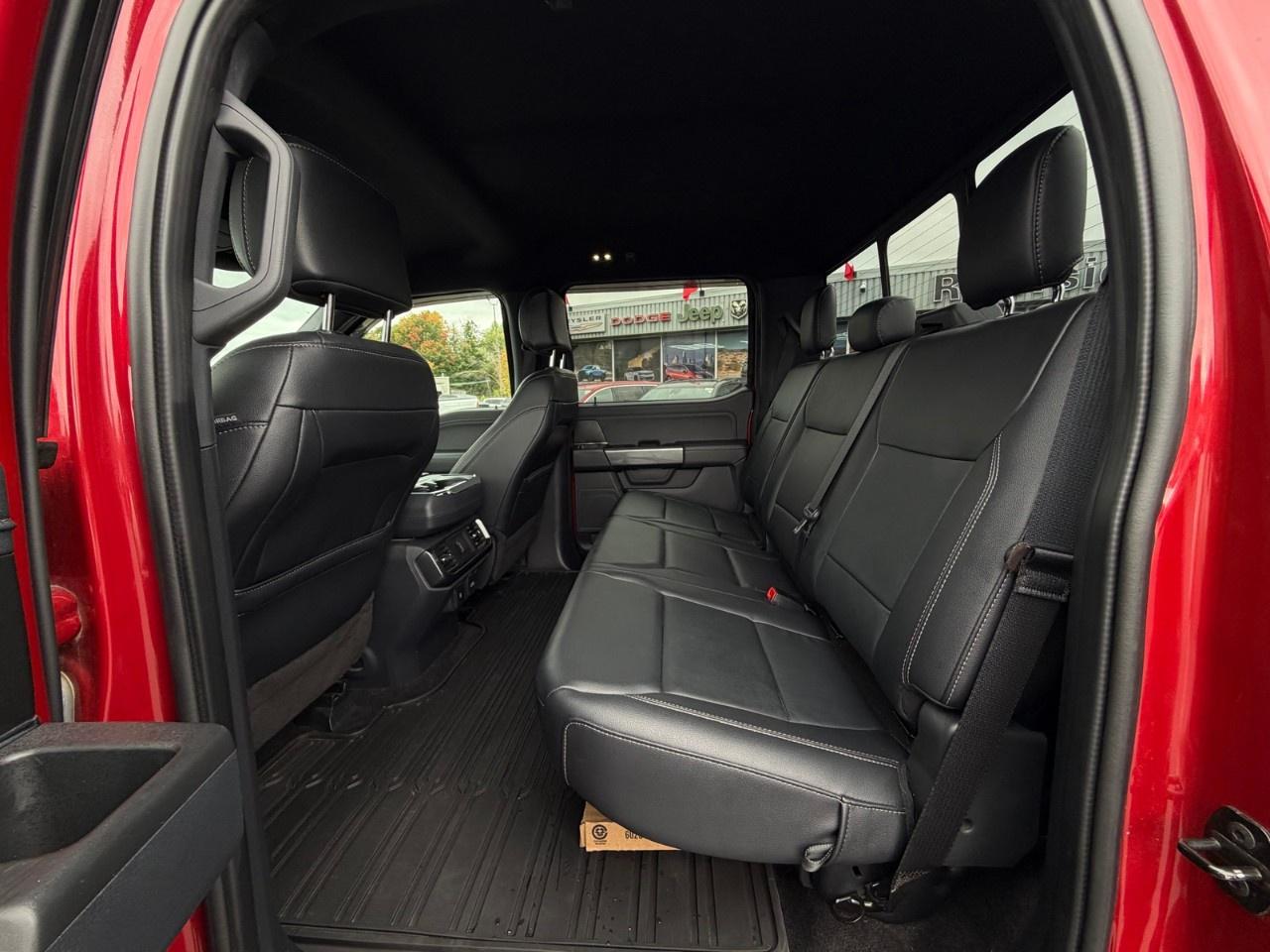 2022 Ford F-150 XLT 4WD SuperCrew 5.5' Box Photo