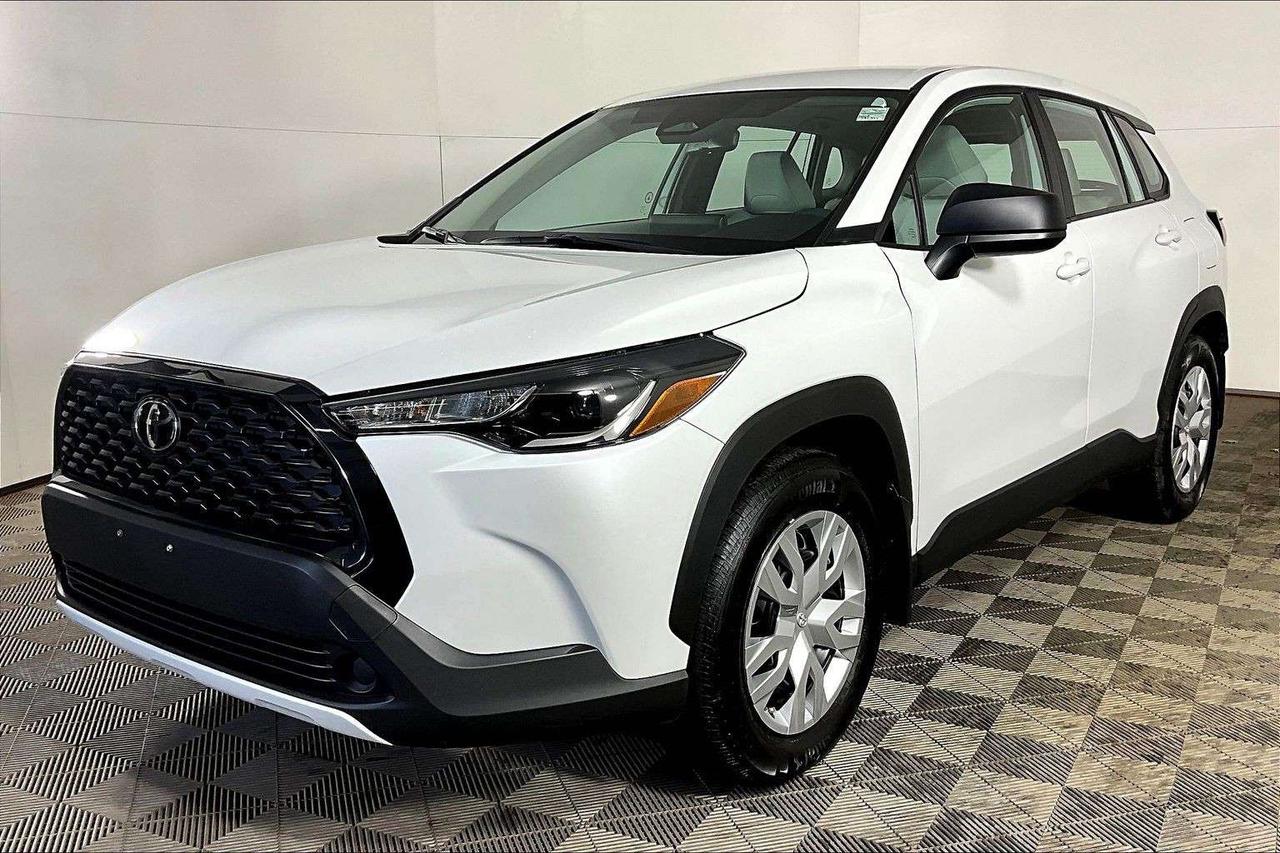 2024 Toyota Corolla Cross L FWD Photo0