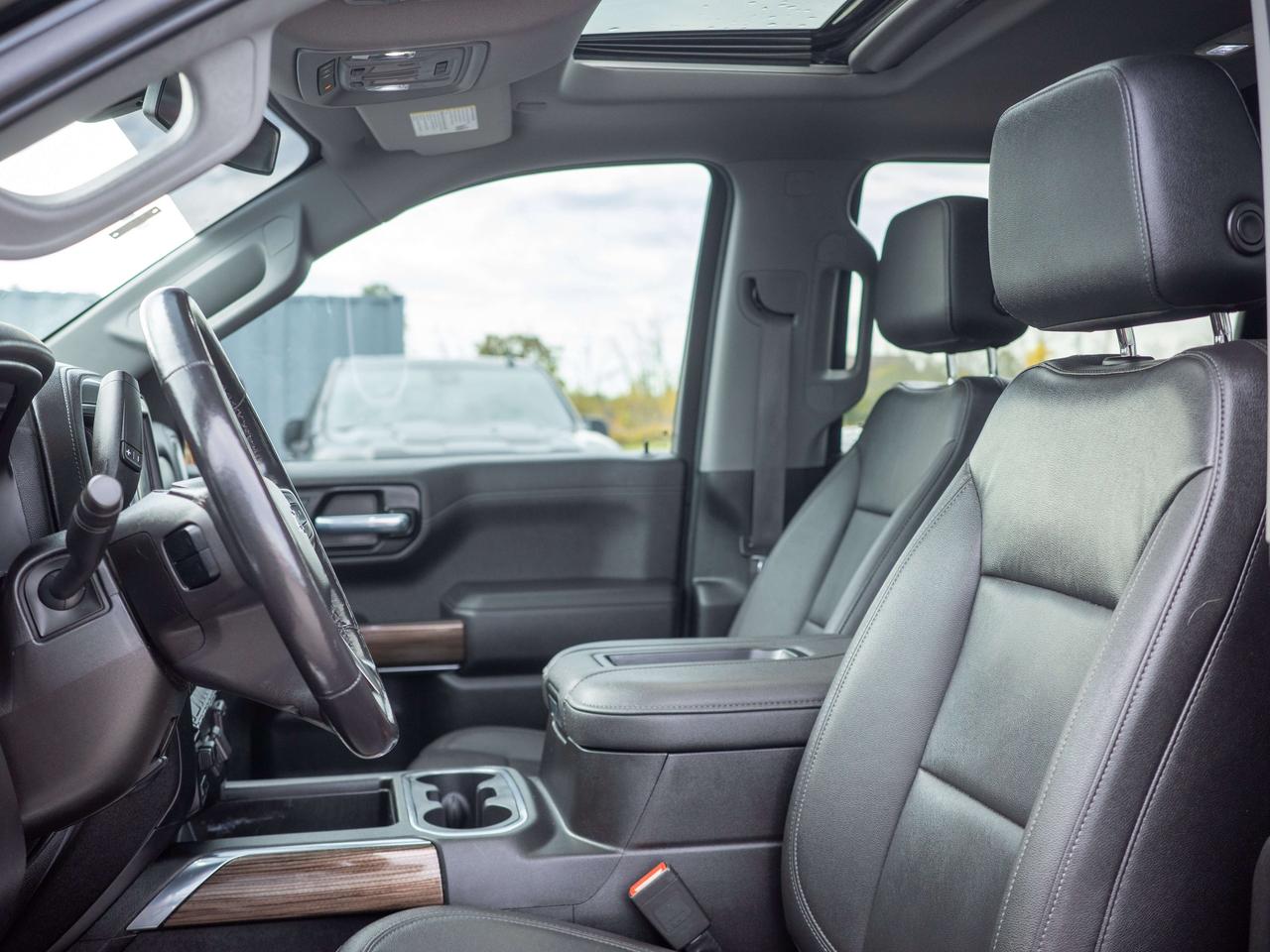 2022 Chevrolet Silverado 1500 LT Trail Boss - Cloth Seats   Remote Engine Start Photo