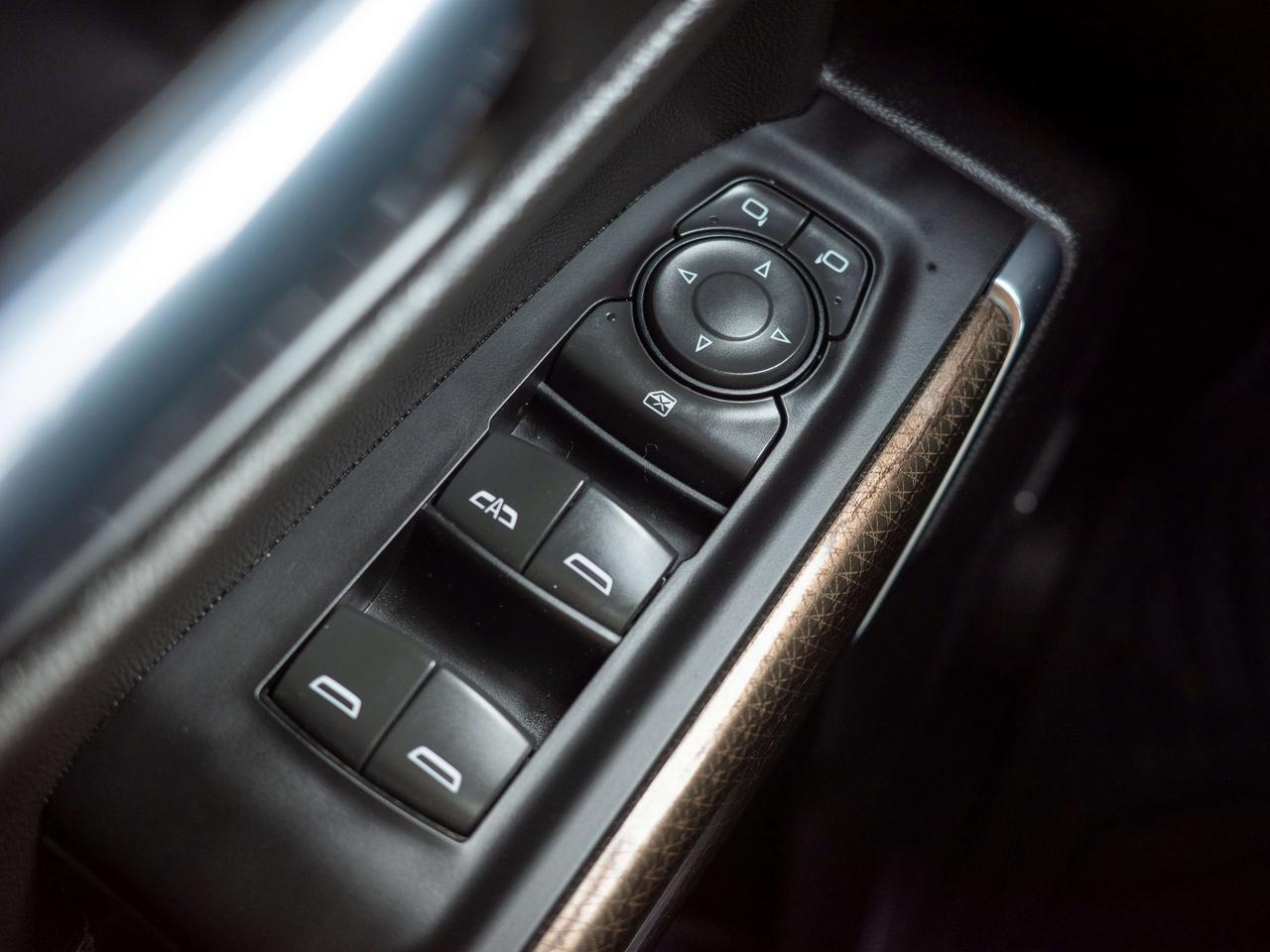 2022 Chevrolet Silverado 1500 LT Trail Boss - Cloth Seats   Remote Engine Start Photo