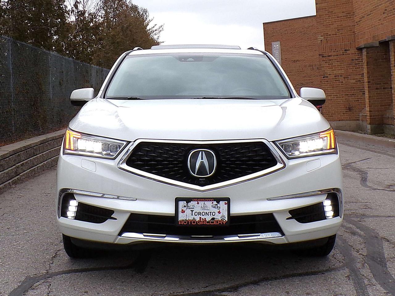 2018 Acura MDX ELITE SH-AWD 6 PASS BSM FCW LKA 360 CAMERA APPLE CARPLAY Photo