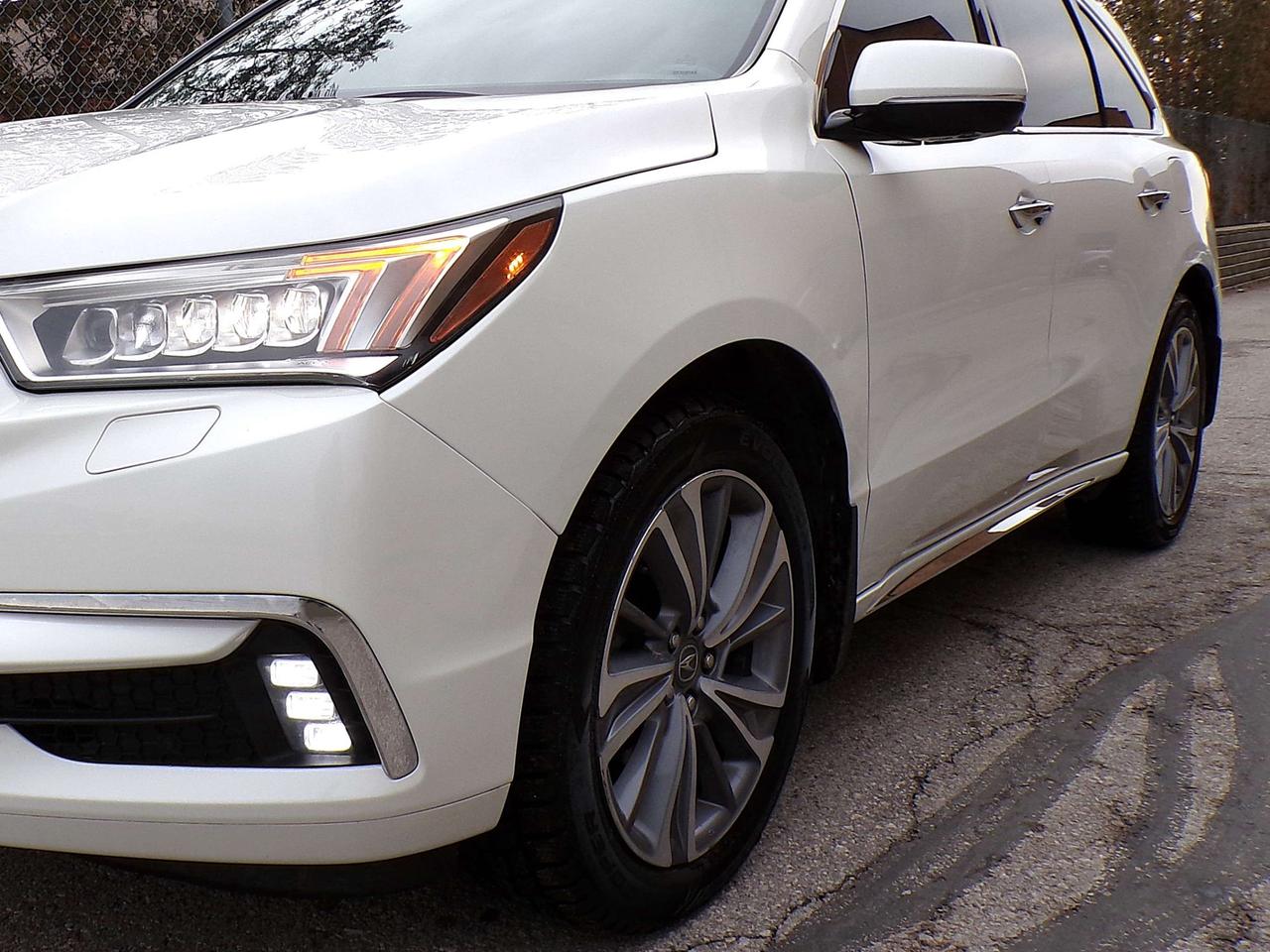 2018 Acura MDX ELITE SH-AWD 6 PASS BSM FCW LKA 360 CAMERA APPLE CARPLAY Photo