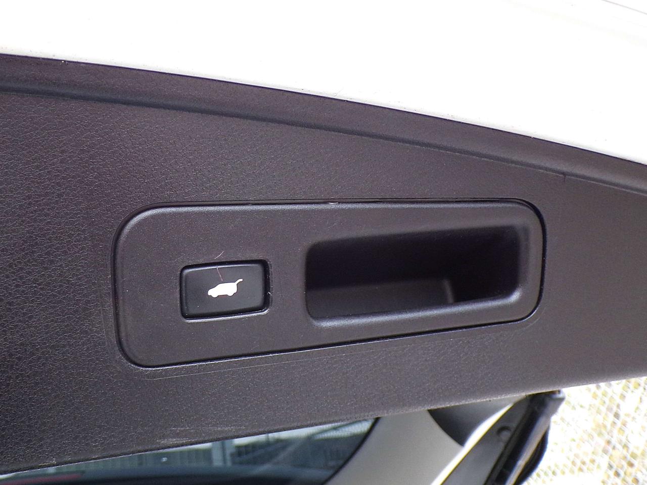 2018 Acura MDX ELITE SH-AWD 6 PASS BSM FCW LKA 360 CAMERA APPLE CARPLAY Photo